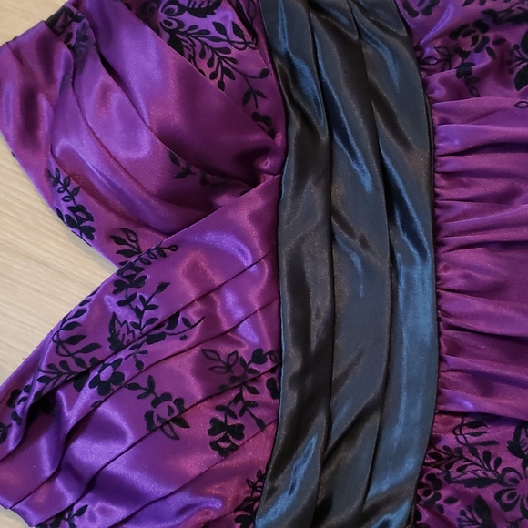Trixxi Prom / Wedding Guest Dress - Purple / Black Halter - Picture 8 of 15